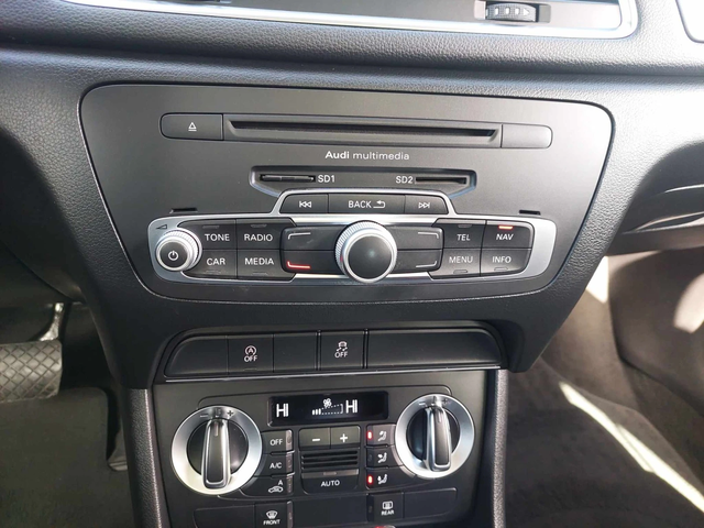 Audi Q3 2, 0TDI 4x4 S-Line - автомобили, коли, обяви за нови и употребявани 9