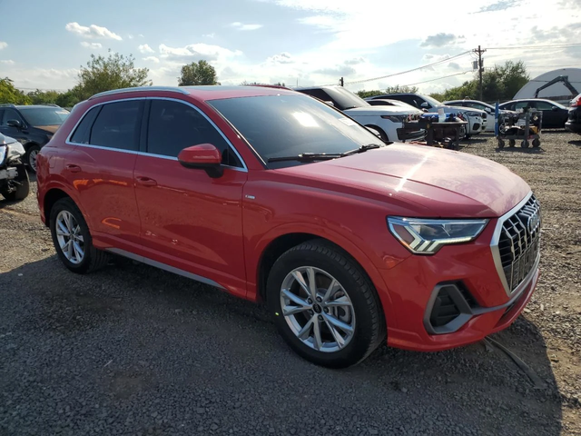 Audi Q3 PREMIUM S LINE 45* АВТОКРЕДИТ - автомобили, коли, обяви за нови и употребявани 0