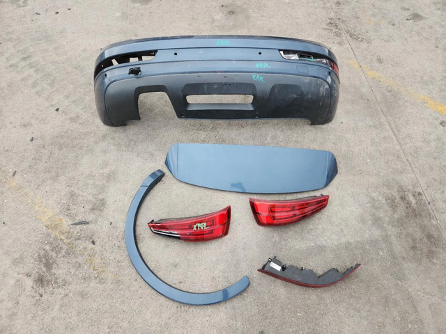 Audi Q3 * PREMIUM* * КОЖЕН САЛОН* - автомобили, коли, обяви за нови и употребявани 12