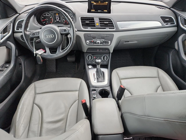 Audi Q3 * PREMIUM* * КОЖЕН САЛОН* - автомобили, коли, обяви за нови и употребявани 7