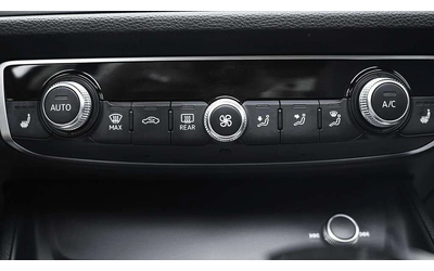 Audi Q3 * quattro Premium * CARFAX * ЦЕНА ДО БГ - автомобили, коли, обяви за нови и употребявани 16