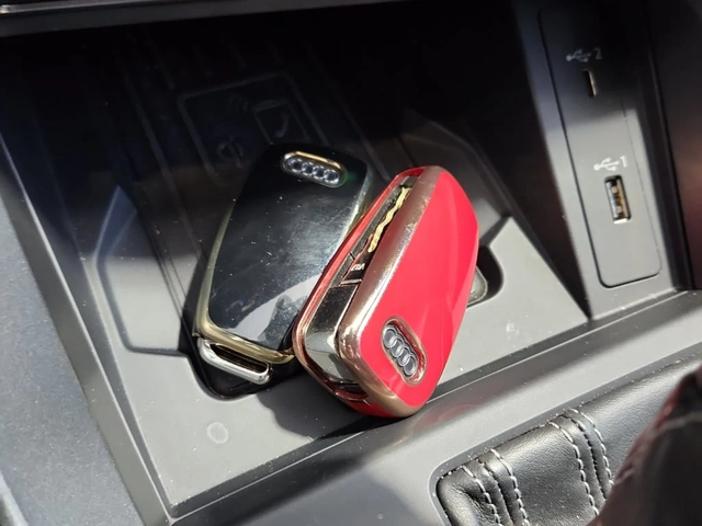 Audi Q3 * TECHNIK * CARFAX * ЦЕНА ДО БГ - автомобили, коли, обяви за нови и употребявани 7