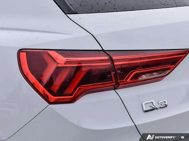 Audi Q3 * S Line quattro Premium Plus * CARFAX * ЦЕНА ДО Б - автомобили, коли, обяви за нови и употребявани 6