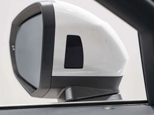 Audi Q3 * S Line quattro Premium Plus * CARFAX * ЦЕНА ДО Б - автомобили, коли, обяви за нови и употребявани 5