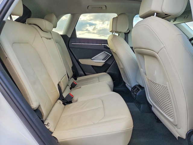 Audi Q3 * S-LINE* - автомобили, коли, обяви за нови и употребявани 10