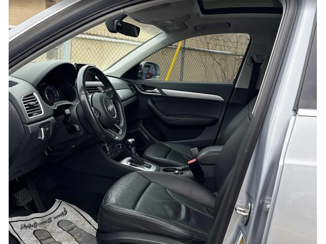 Audi Q3 Technik Sportback* Кожа* Подгрев* НАВИ* CARFAX - автомобили, коли, обяви за нови и употребявани 8