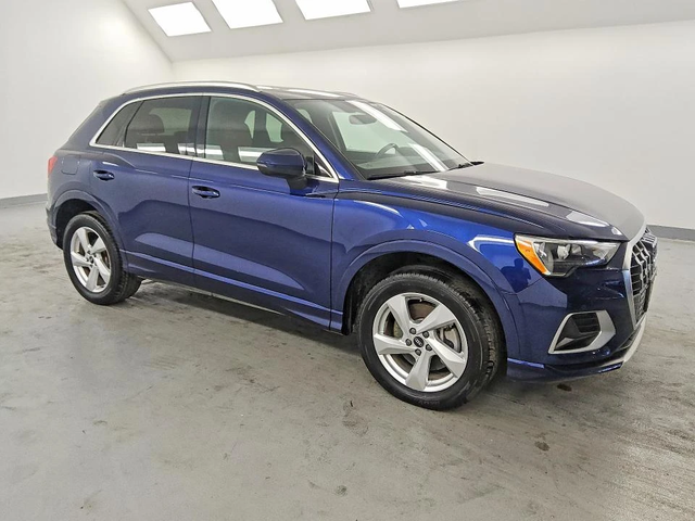 Audi Q3 PREMIUM 40* QUATRO* KEYLESS* - автомобили, коли, обяви за нови и употребявани 4