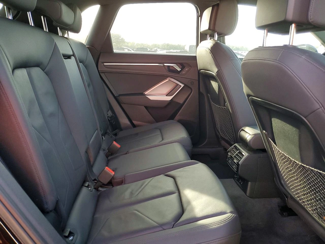 Audi Q3 PREMIUM S-Line* B&O* PANORAMA* ПОДГРЕВ* - автомобили, коли, обяви за нови и употребявани 9