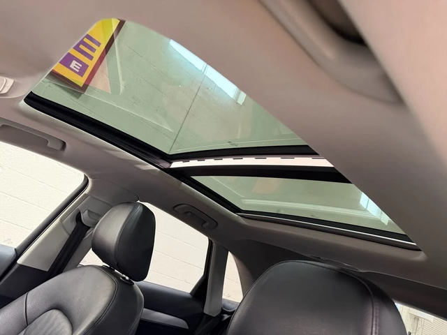 Audi Q3 quattro* Komfort* АвтоКредит* (ЦЕНА ДО БГ) - автомобили, коли, обяви за нови и употребявани 11