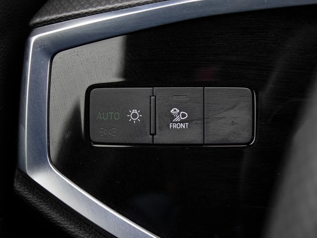 Audi Q3 Quattro* Technik* 45TFSI* АвтоКредит* (ЦЕНА ДО БГ) - автомобили, коли, обяви за нови и употребявани 5