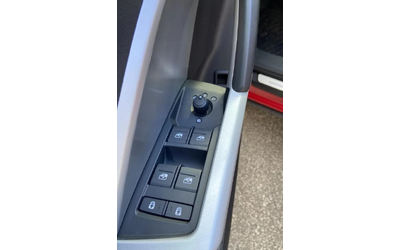 Audi Q3 quattro Komfort 45 TFSI * АвтоКредит* (ЦЕНА ДО БГ) - автомобили, коли, обяви за нови и употребявани 12