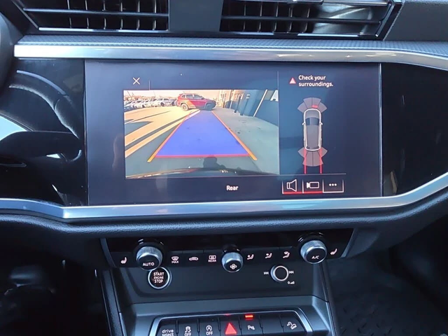 Audi Q3 quattro Premium Plus S Line АвтоКредит * ЦЕНА ДО Б - автомобили, коли, обяви за нови и употребявани 13