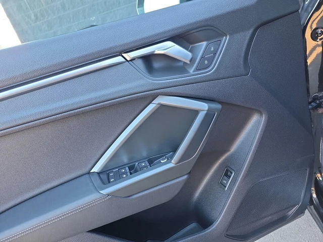 Audi Q3 quattro Premium Plus S Line АвтоКредит * ЦЕНА ДО Б - автомобили, коли, обяви за нови и употребявани 14