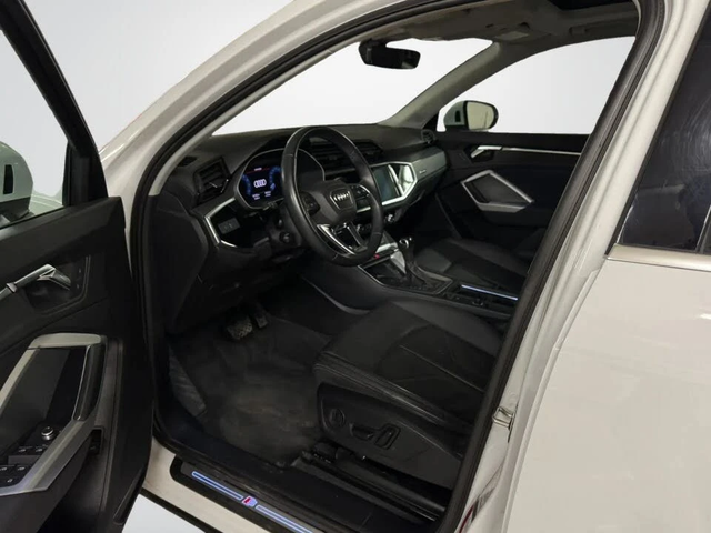 Audi Q3 45TFSI Premium Plus S Line АвтоКредит (ЦЕНА ДО БГ) - автомобили, коли, обяви за нови и употребявани 2