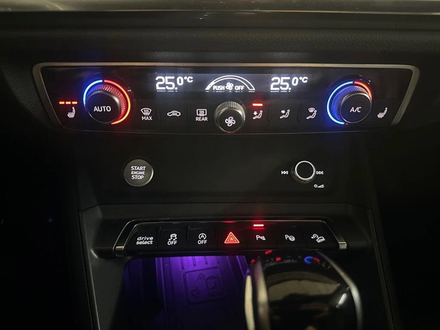 Audi Q3 TFSI* quattro Technik* АвтоКредит* (ЦЕНА ДО БГ) - автомобили, коли, обяви за нови и употребявани 11