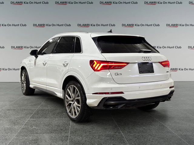 Audi Q3 TFSI* quattro Technik* АвтоКредит* (ЦЕНА ДО БГ) - автомобили, коли, обяви за нови и употребявани 2