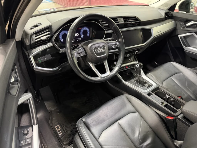 Audi Q3 quattro Komfort 45 TFSI* АвтоКредит* (Цена до БГ) - автомобили, коли, обяви за нови и употребявани 6