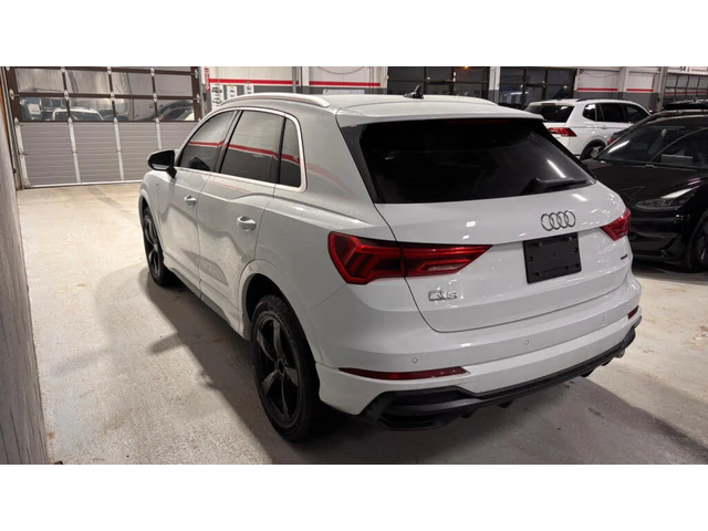 Audi Q3 quattro S Line 45 TFSI* АвтоКредит* (Цена до БГ) - автомобили, коли, обяви за нови и употребявани 2