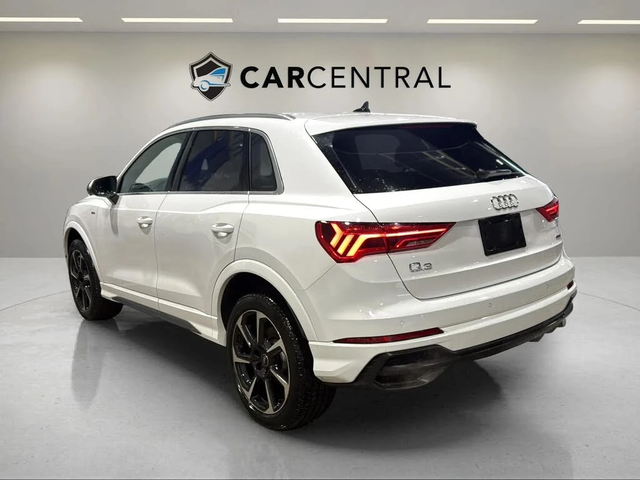 Audi Q3 Premium Plus S* АвтоКредит* (ЦЕНА ДО БГ) - автомобили, коли, обяви за нови и употребявани 3