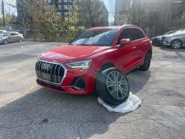 Audi Q3 * TECHNIK * PANO * 360 * CARFAX * ПОДГРЕВИ - автомобили, коли, обяви за нови и употребявани 0