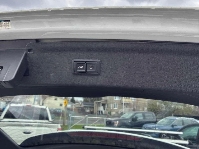Audi Q3 * Progressiv * KEYLESS * SUNROOF * ПОДГРЕВ - автомобили, коли, обяви за нови и употребявани 13
