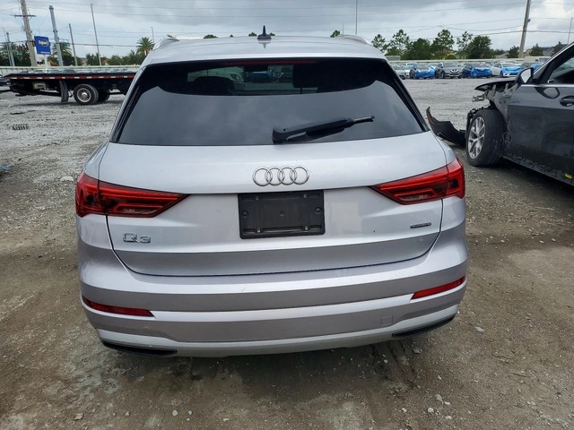 Audi Q3 2.0TFSI QUATTRO| ПАНО| ПОДГРЕВ| KEYLESS - автомобили, коли, обяви за нови и употребявани 4
