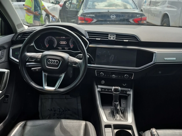 Audi Q3 Progressiv 45 TFSI quattro - автомобили, коли, обяви за нови и употребявани 6