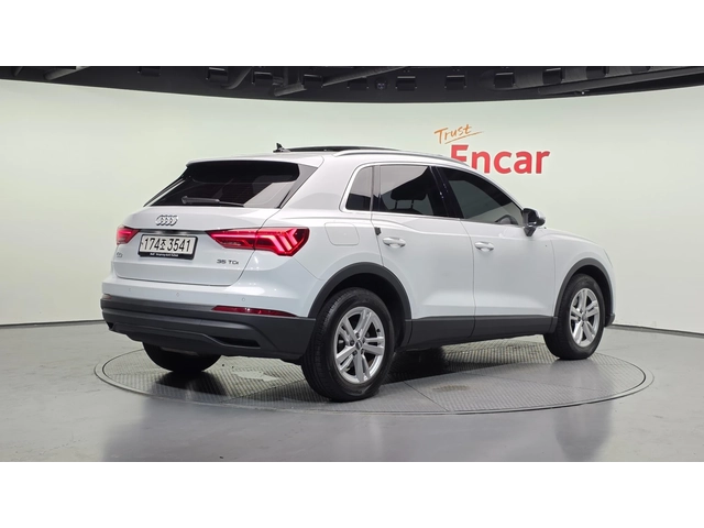 Audi Q3 35 TDI - автомобили, коли, обяви за нови и употребявани 1