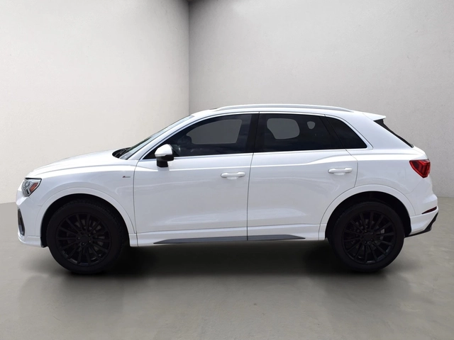 Audi Q3 45 TFSI quattro S line | Панорама | Memory | Navi - автомобили, коли, обяви за нови и употребявани 5