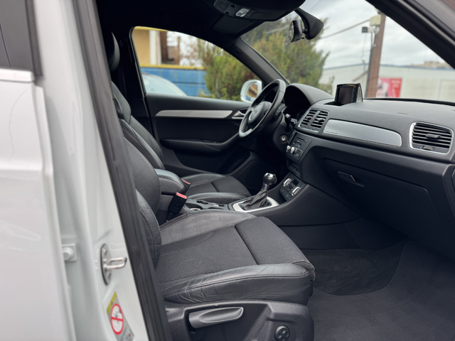 Audi Q3 Audi Q3 2.0TDI * S-Line* NAVI * LED * XENON* Quattro - автомобили, коли, обяви за нови и употребявани 11