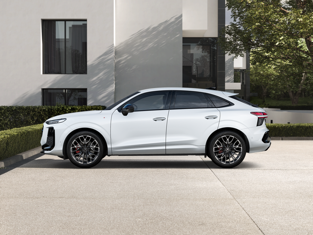Audi Audi Audi Q3 Sportback 142  kW TDI quattro - автомобили, коли, обяви за нови и употребявани 5