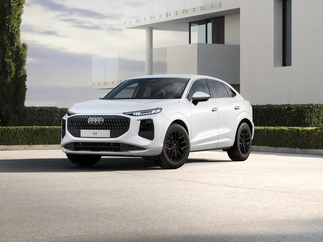 Audi Audi Audi Q3 Sportback 142  kW TDI quattro - автомобили, коли, обяви за нови и употребявани 0
