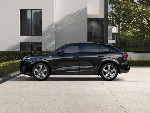 Audi Audi Audi Q3 Sportback 150 kW TFSI quattro - автомобили, коли, обяви за нови и употребявани 5