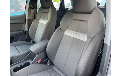 Audi Q4 E-tron - автомобили, коли, обяви за нови и употребявани 12