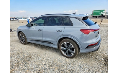audi-q4 - 1