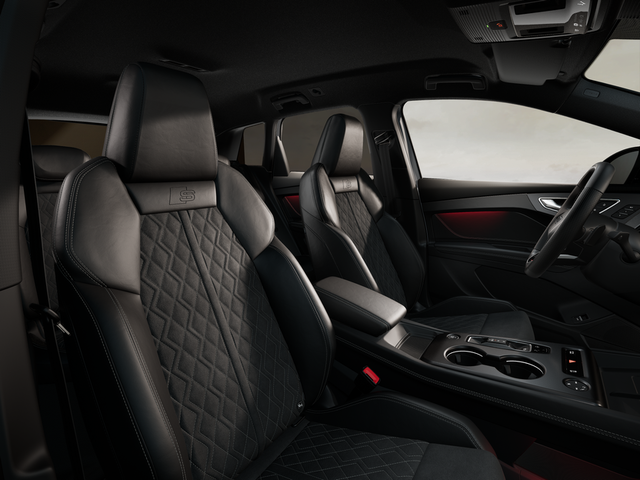 Audi Audi Audi Q4 e-tron 220 kW quattro - автомобили, коли, обяви за нови и употребявани 3
