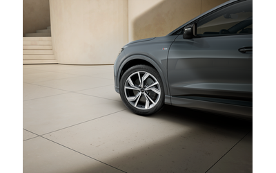 Audi Audi Audi Q4 e-tron 220 kW quattro - автомобили, коли, обяви за нови и употребявани 8