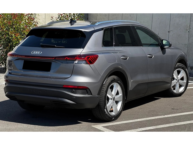 Audi Q4 e-tron Q4 e-tron 35 - автомобили, коли, обяви за нови и употребявани 5
