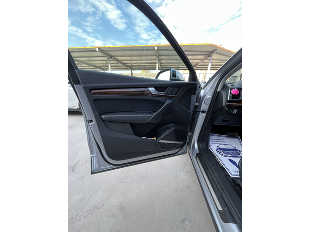 Audi Q5 2.0 TFSI / ГАЗ - автомобили, коли, обяви за нови и употребявани 10