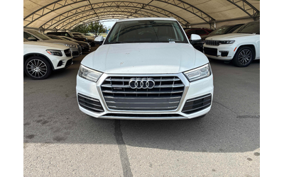 audi-q5-2-0l-4cyl-awd - 5