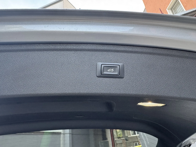 Audi Q5 40TDI Sport* NIGHT * DISTRONIC* ПАНОРАМА* DIGITAL - автомобили, коли, обяви за нови и употребявани 12