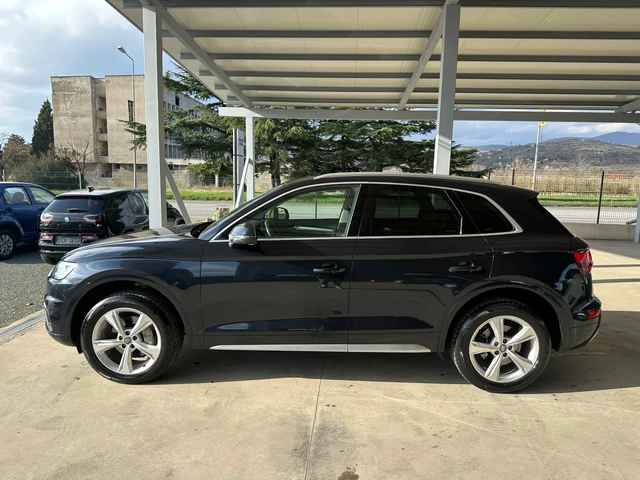 Audi Q5 2.0TDI UNIKAT - автомобили, коли, обяви за нови и употребявани 2
