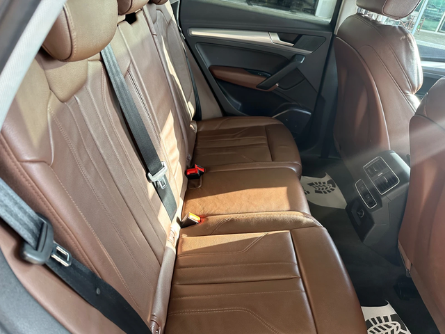 Audi Q5 2.0TDI UNIKAT - автомобили, коли, обяви за нови и употребявани 9