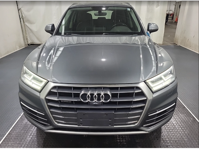 Audi Q5 TECHNIK - автомобили, коли, обяви за нови и употребявани 6