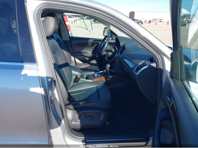 Audi Q5 3.2L V-6 DI, DOHC, VVT, 270HP All Wheel Drive - автомобили, коли, обяви за нови и употребявани 4