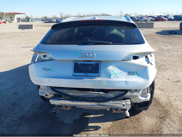 Audi Q5 3.2L V-6 DI, DOHC, VVT, 270HP All Wheel Drive - автомобили, коли, обяви за нови и употребявани 5