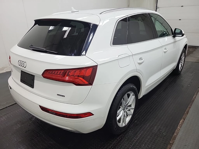 Audi Q5 * KOMFORT * CARFAX * ЦЕНА ДО БГ - автомобили, коли, обяви за нови и употребявани 3