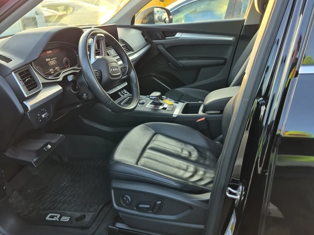 Audi Q5 * PREMIUM PLUS * CARFAX * ЦЕНА ДО БГ - автомобили, коли, обяви за нови и употребявани 8