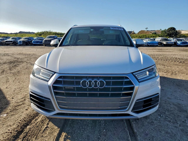 Audi Q5 PREMIUM* - автомобили, коли, обяви за нови и употребявани 1