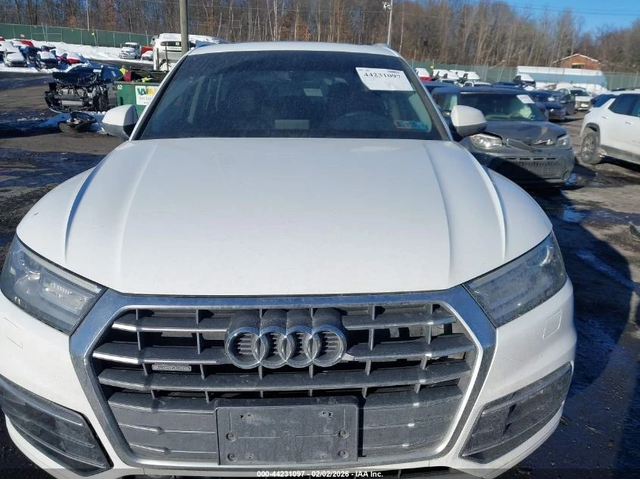 Audi Q5 2.0T PREMIUM - автомобили, коли, обяви за нови и употребявани 10
